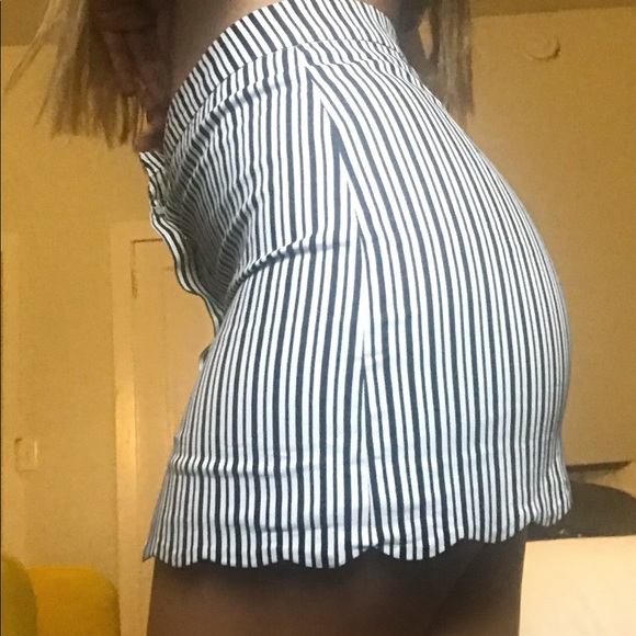 Tube skirt - Picture 2 of 4